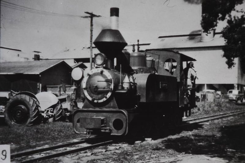 Locomotives on Queensland private railways - ARHS Qld
Slide 19 - Felen Hen Fairymead Mill.
