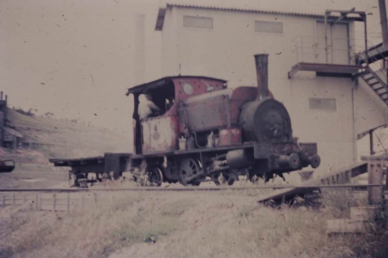 PICT0004s.jpg