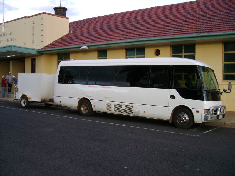 Charleville
Connecting bus service for Cunnamulla
