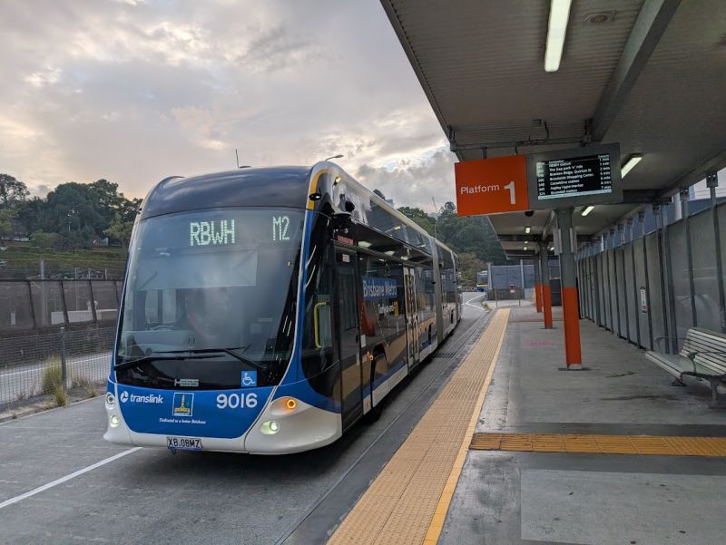 M2 Bus rapid transit (Metro)
Route M2 bi-articulated electric bus at Roma St busway station.
