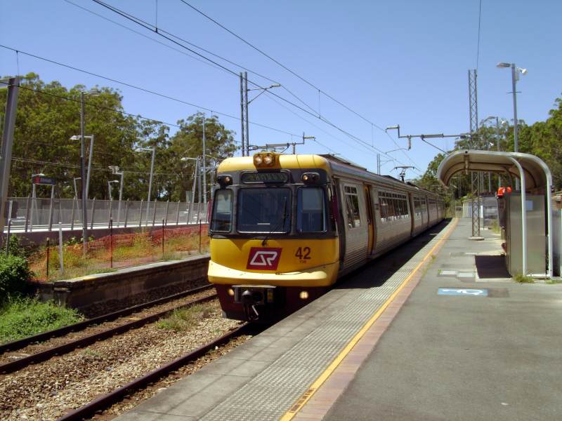 EMU 42 at Beerburrum
EMU 42 at Beerburrum 2008. New station in background.
