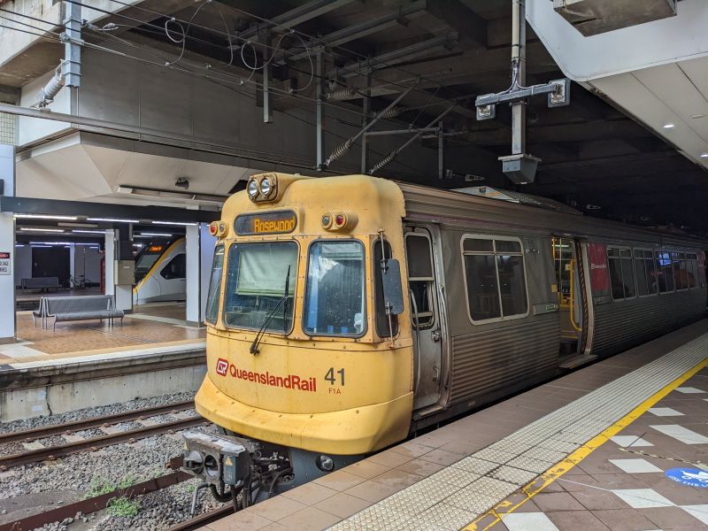 EMU 41 at Central
EMU 41 at Central Station Rosewood service 2023

