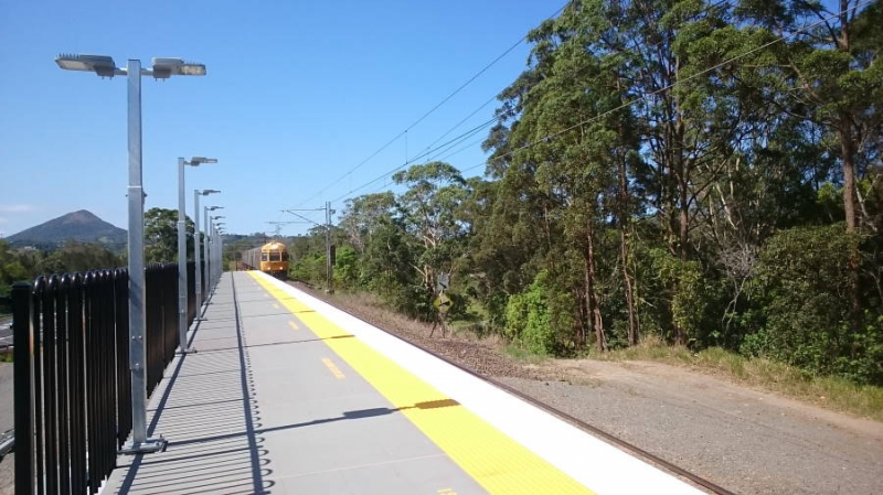 Eumundi
ICE arriving at Eumundi  looking in the UP direction
25 Nov 2019
