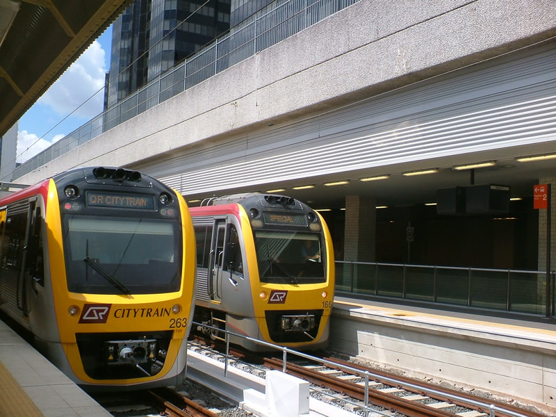 SMU and IMU
SMU 263 and IMU 166 at Roma St
