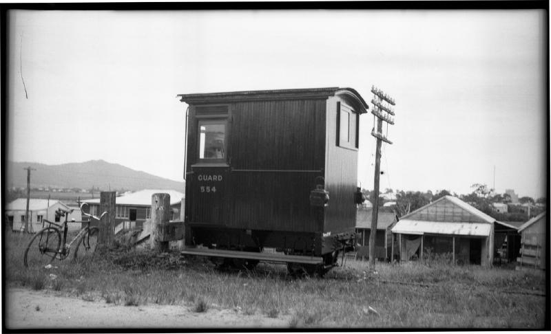 Innisfail tramway 7' guards van
From https://gardenrails.org/forum/viewtopic.php?t=10203
Keywords: Innisfail;tramway;van