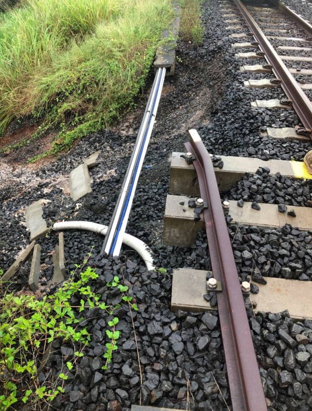 CD 17.840 embankment scour
Keywords: Queensland Railways, Floods