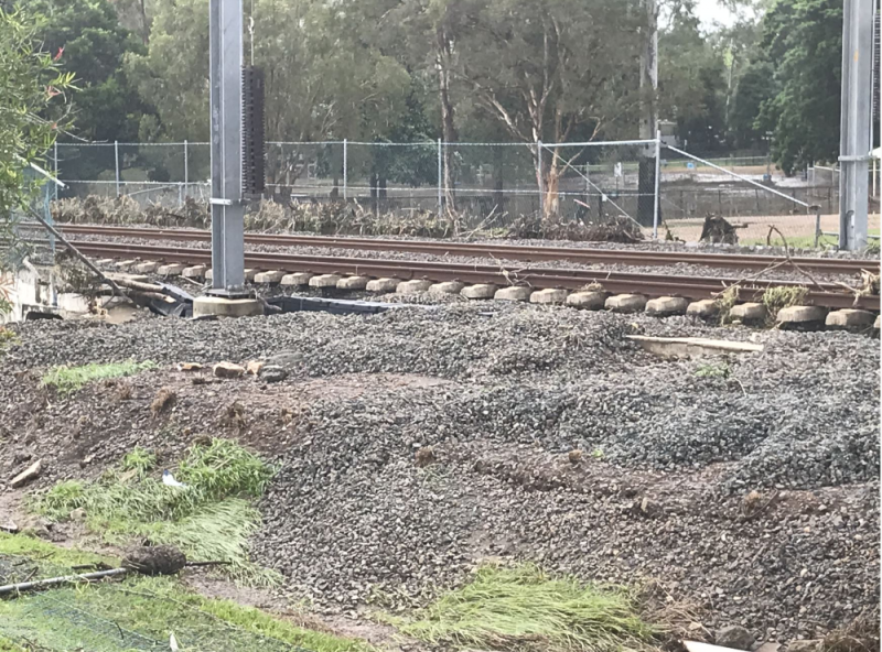 Samford Road crossing
